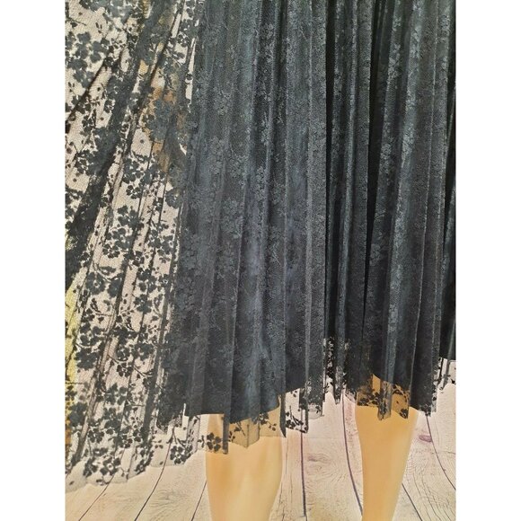 Vintage Betsey Johnson New York Dress Size 6 Black Pleated Lace Satin Halter - Picture 3 of 12